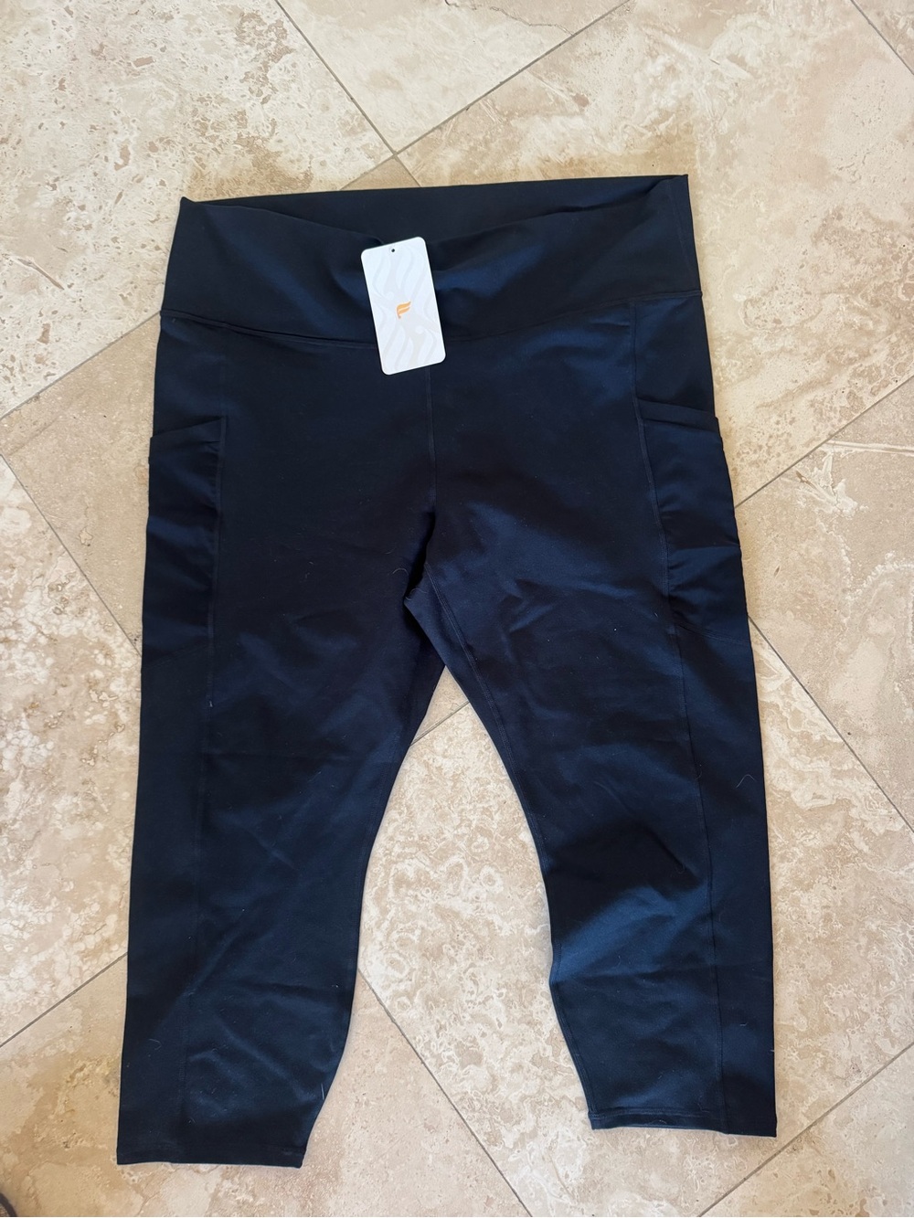 Athleta Black Capri Leggings with Side Pockets-Mika High Waisted pocket capri